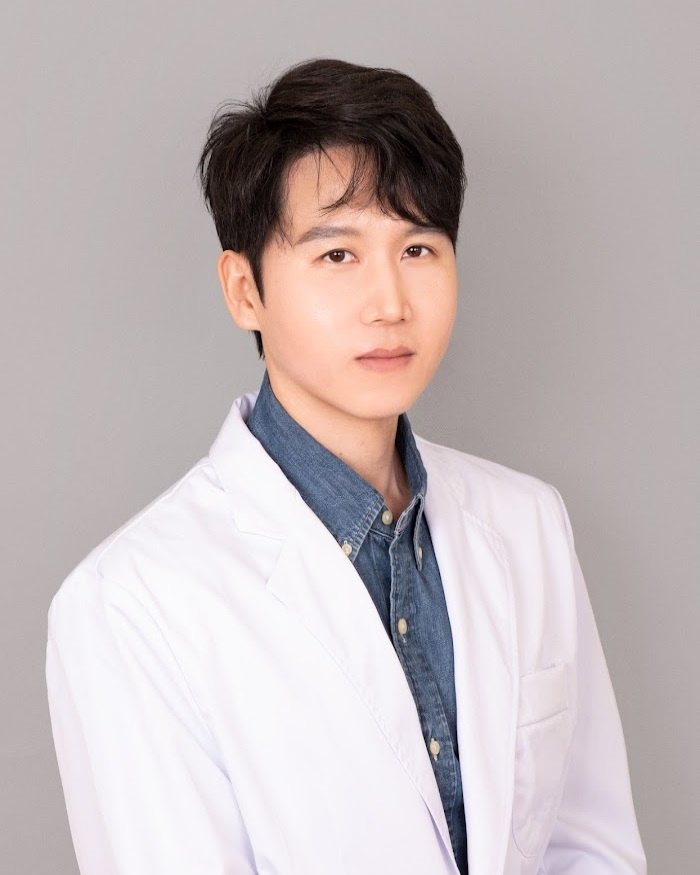 세라믹치과 대표원장 김선민