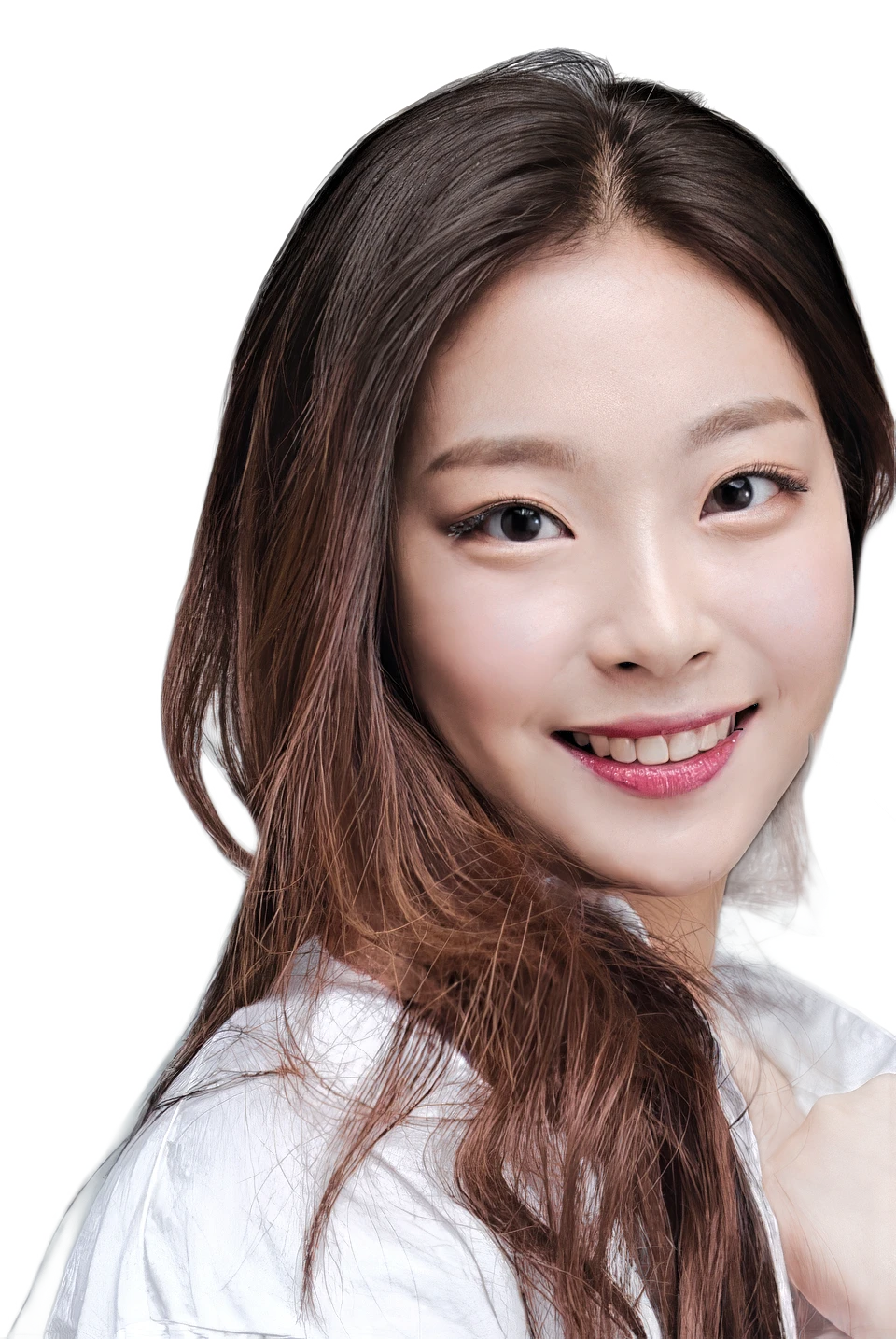 미소 짓는 여성 모델